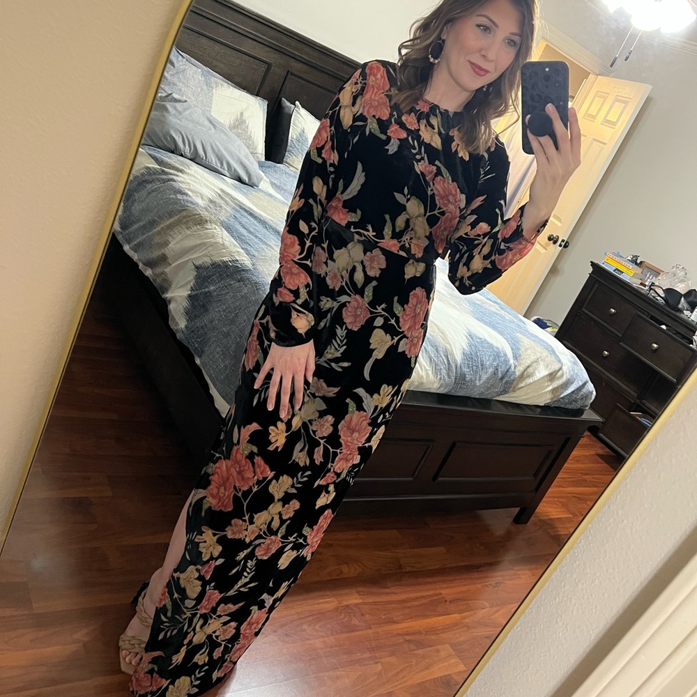 Lulus Glorious Aura Black Velvet Floral Burnout Long Sleeve Maxi Dress